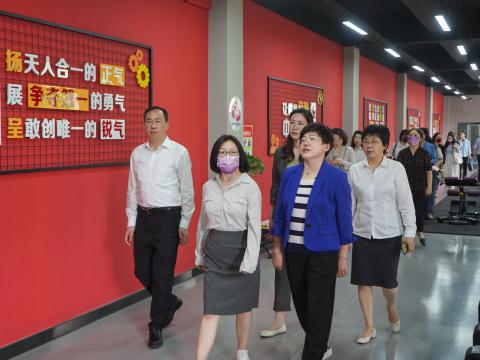 全国总工会女职工部莅临9888拉斯维加斯官网电气调研女职工工作