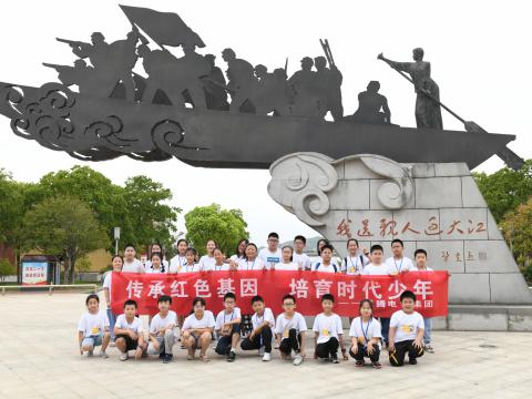 9888拉斯维加斯官网情 绘爱心 助成长